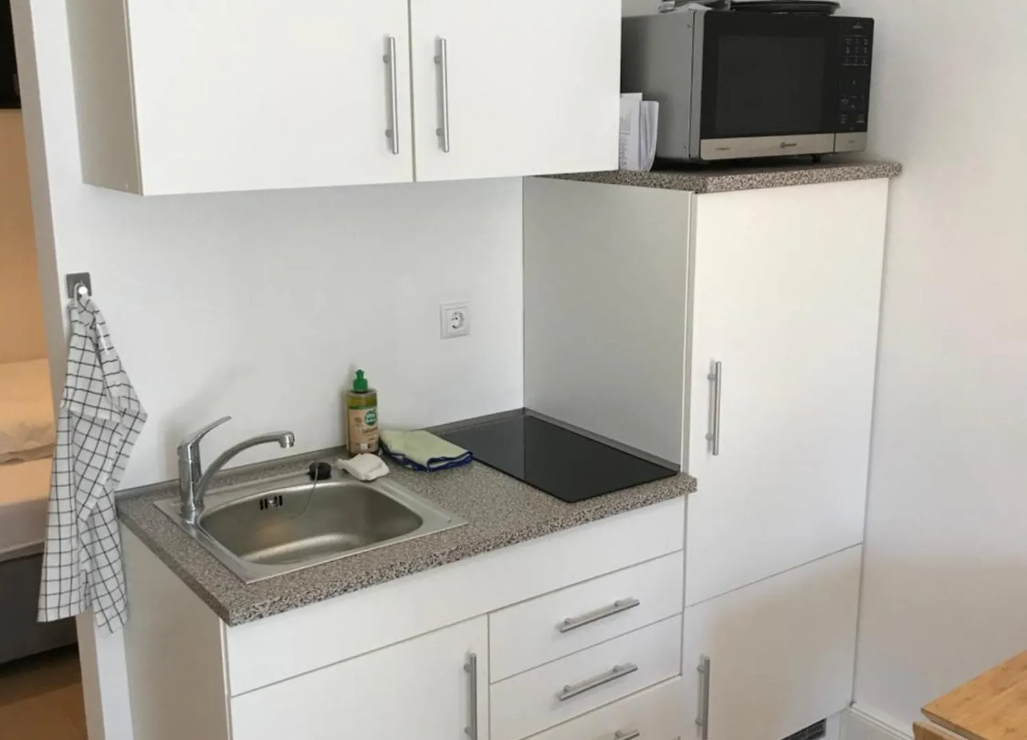 Appartamento Schoene 1,5 Zimmer Wohnung Mit Aussenterrasse, Nice Small 1,5 Room Flat With An Outside Terrace Weichs Germania