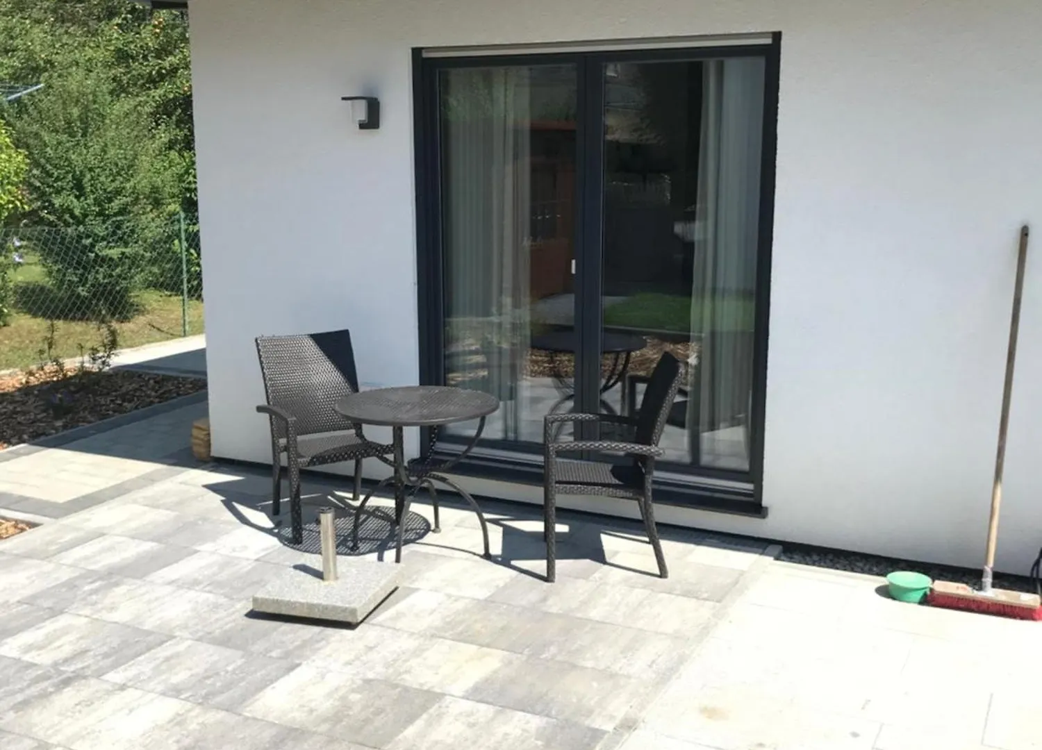 Schoene 1,5 Zimmer Wohnung Mit Aussenterrasse, Nice Small 1,5 Room Flat With An Outside Terrace Weichs